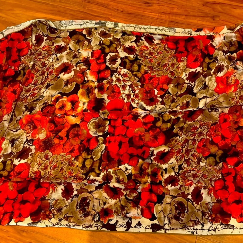 Carolina Herrera cashmere /silk blend scarf